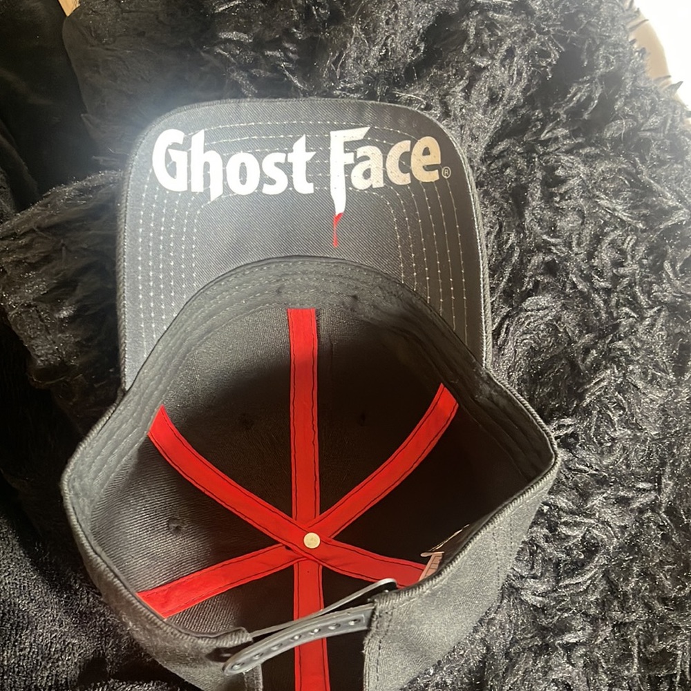 Ghost face hat - Picture 2 of 2